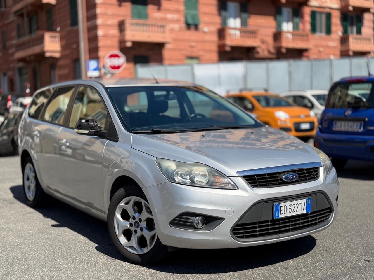 Ford Focus 1.6 TDCi 115 CV perfetta euro5 - 2011