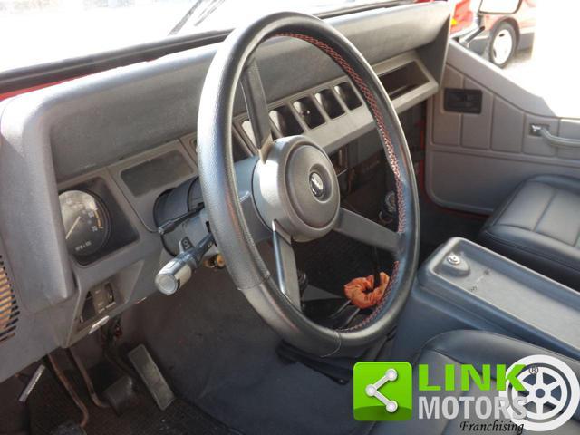 JEEP Wrangler 2.5 Laredo in ordine di carrozzeria e meccanica