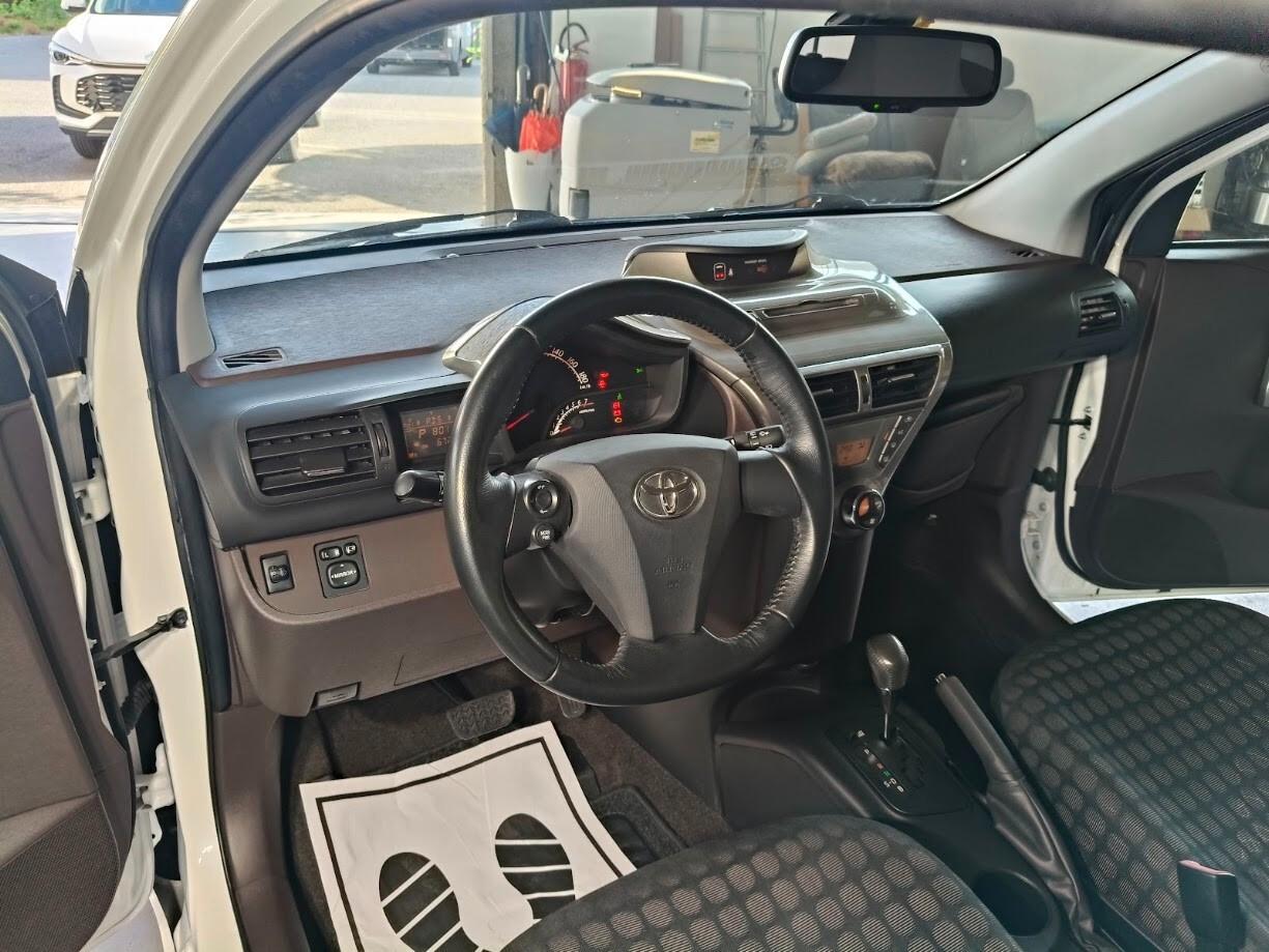 Toyota iQ 1.0 Sol CAMBIO AUTOMATICO POCHI KM