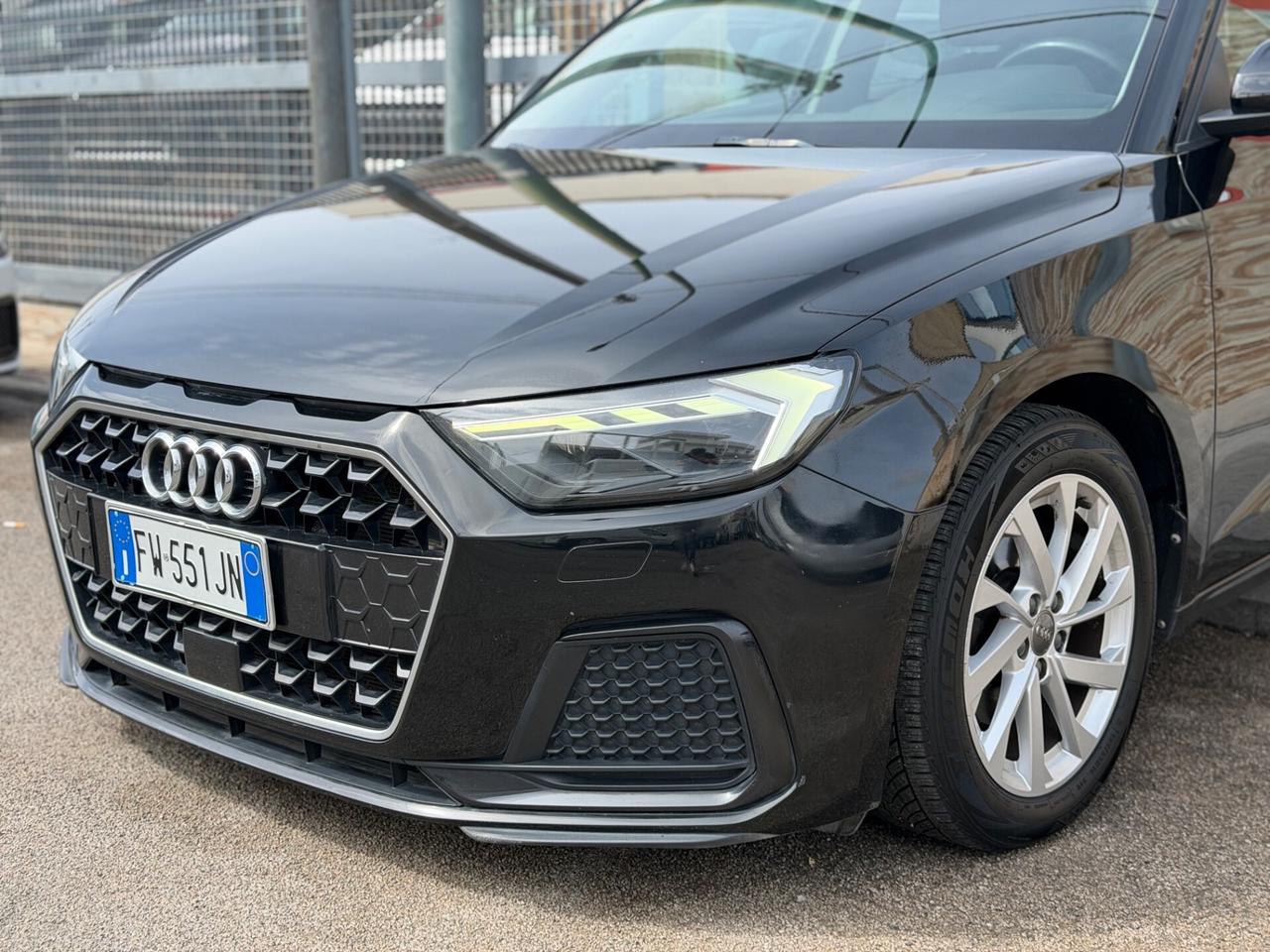Audi A1 SPB 30 TFSI Advanced-2019/MATRIX
