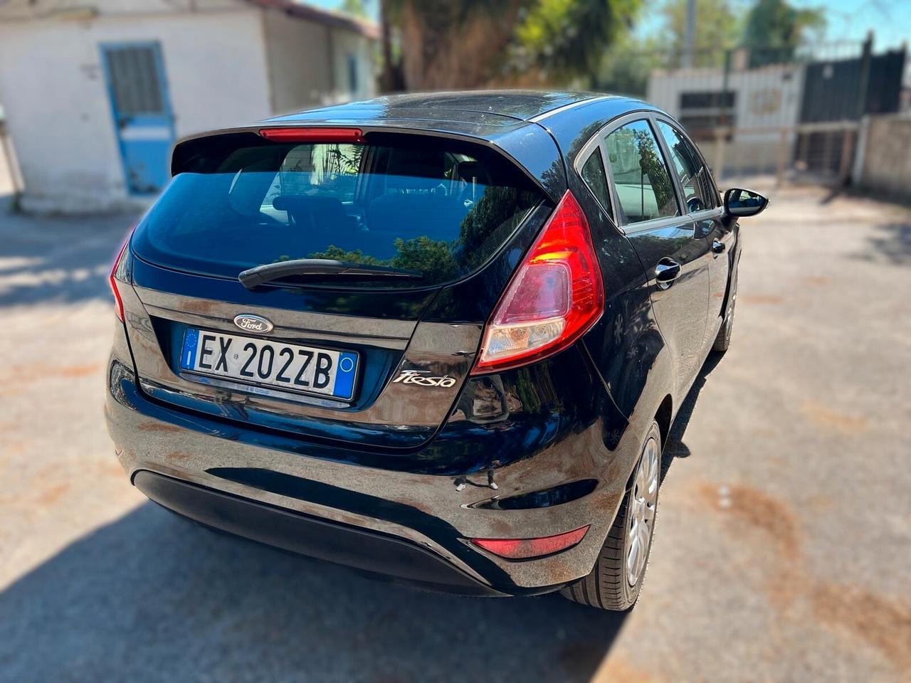 FORD FIESTA 1.2 Titanium 5p - 2014
