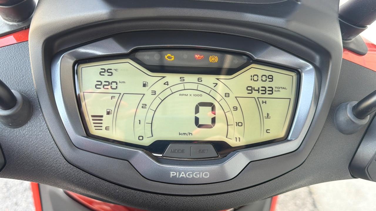Piaggio Beverly 400 S