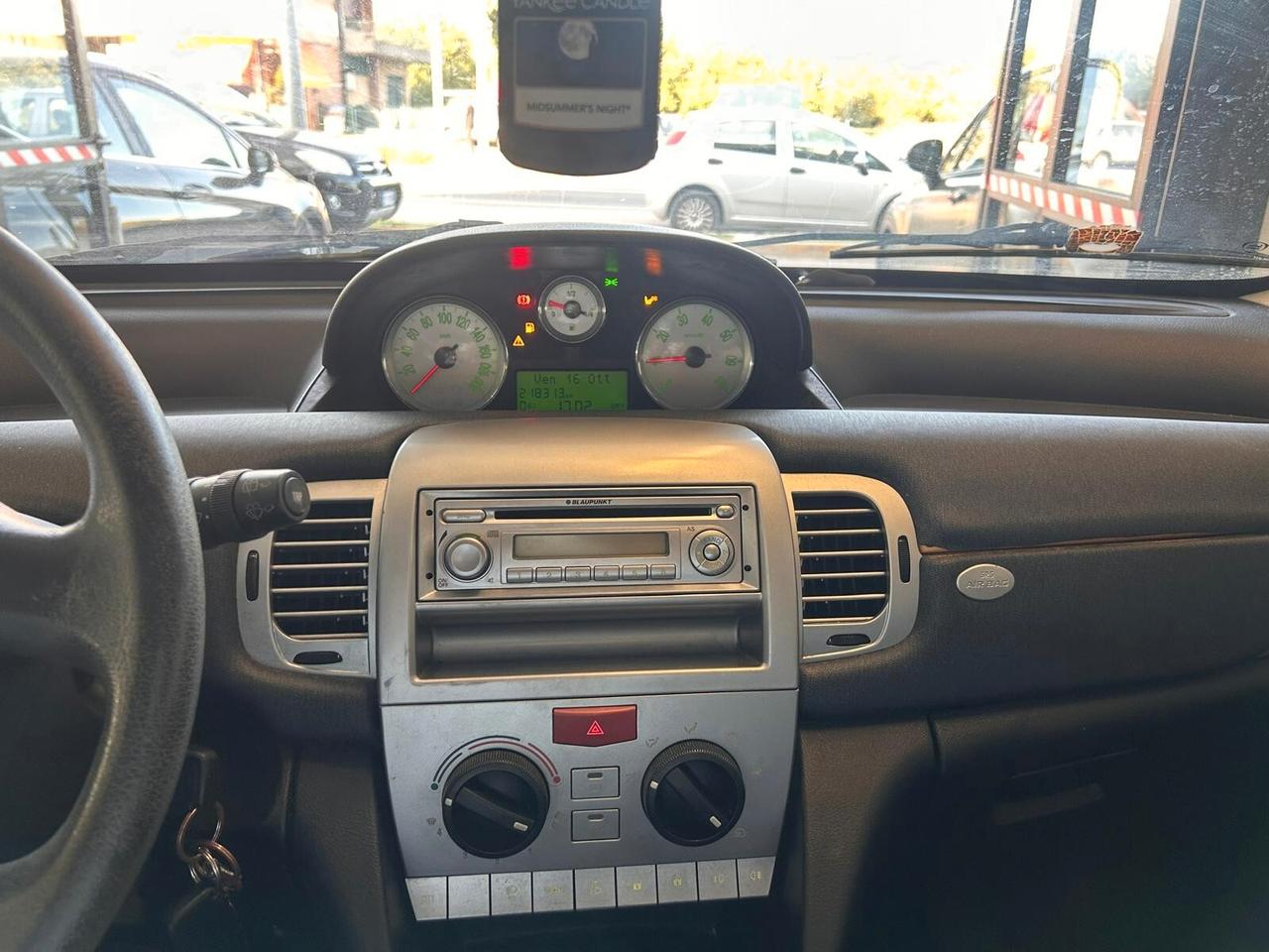 Lancia Ypsilon 1.2 Argento
