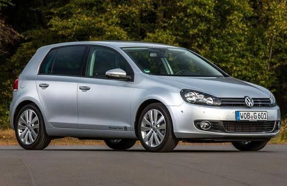 Volkswagen Golf 2.0 TDI 140CV DPF DSG 5p. Highline in ARRIVO