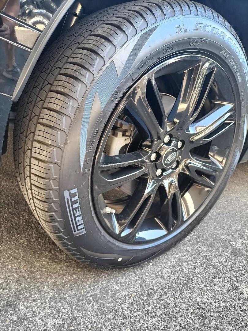 LAND ROVER VELAR 180CV R DYNAMIC +PERMUTE+RATE