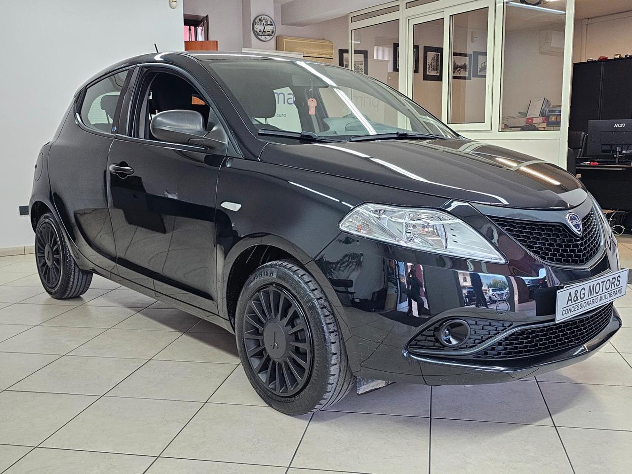 LANCIA YPSILON 1.2 69cv S&S ELEFANTINO BLU