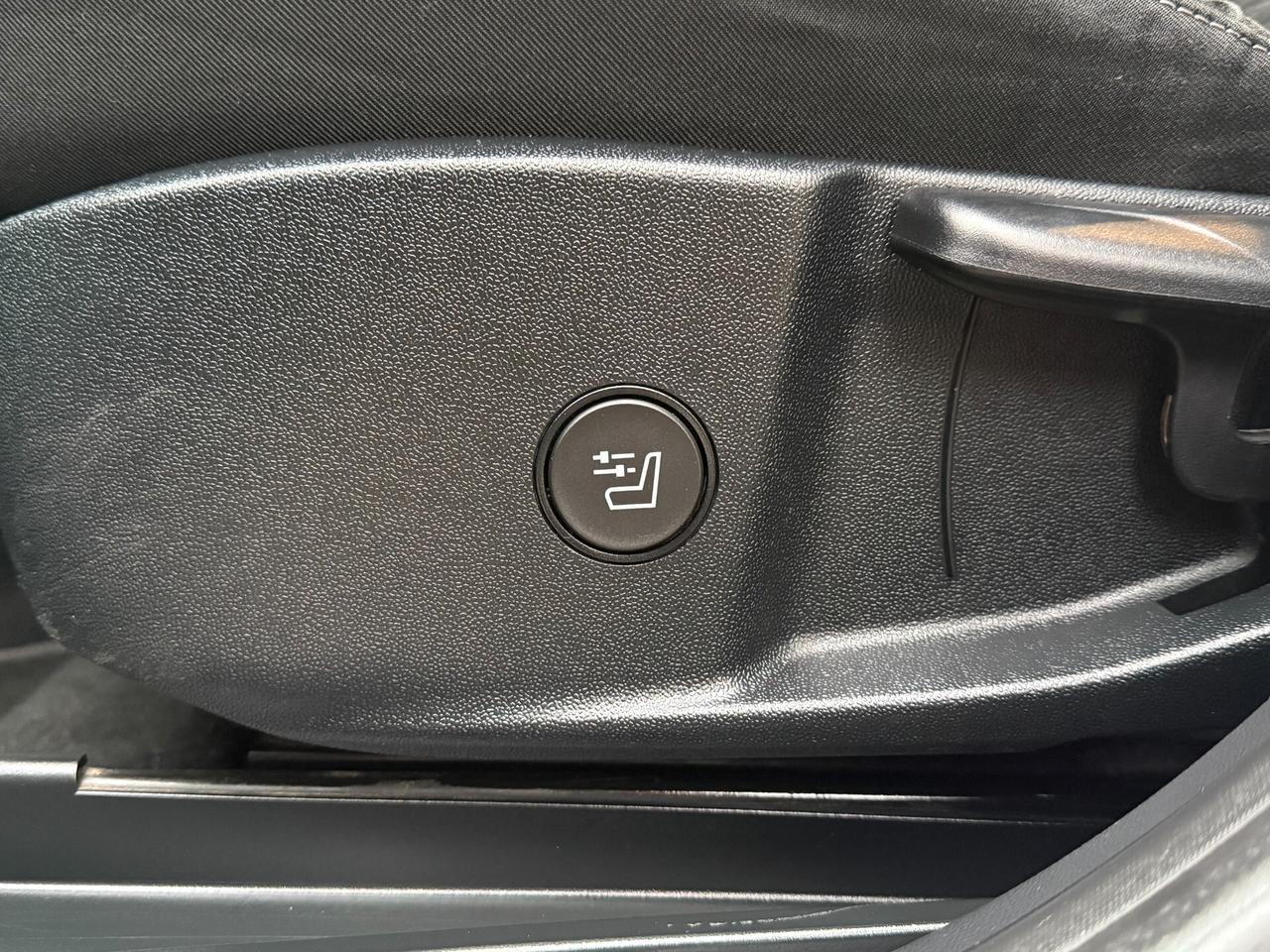 Ford Puma 1.0 EcoBoost Hybrid LED NAVI Titanium