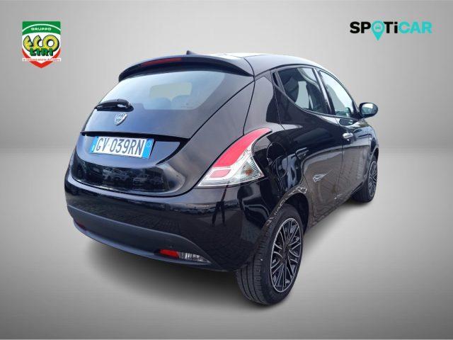 LANCIA Ypsilon 1.0 FireFly 5 porte S&S Hybrid Gold