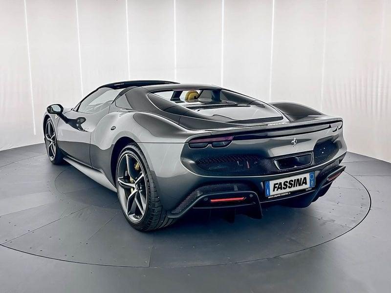 Ferrari 296 GTS 3.0 Hybrid DCT GTS