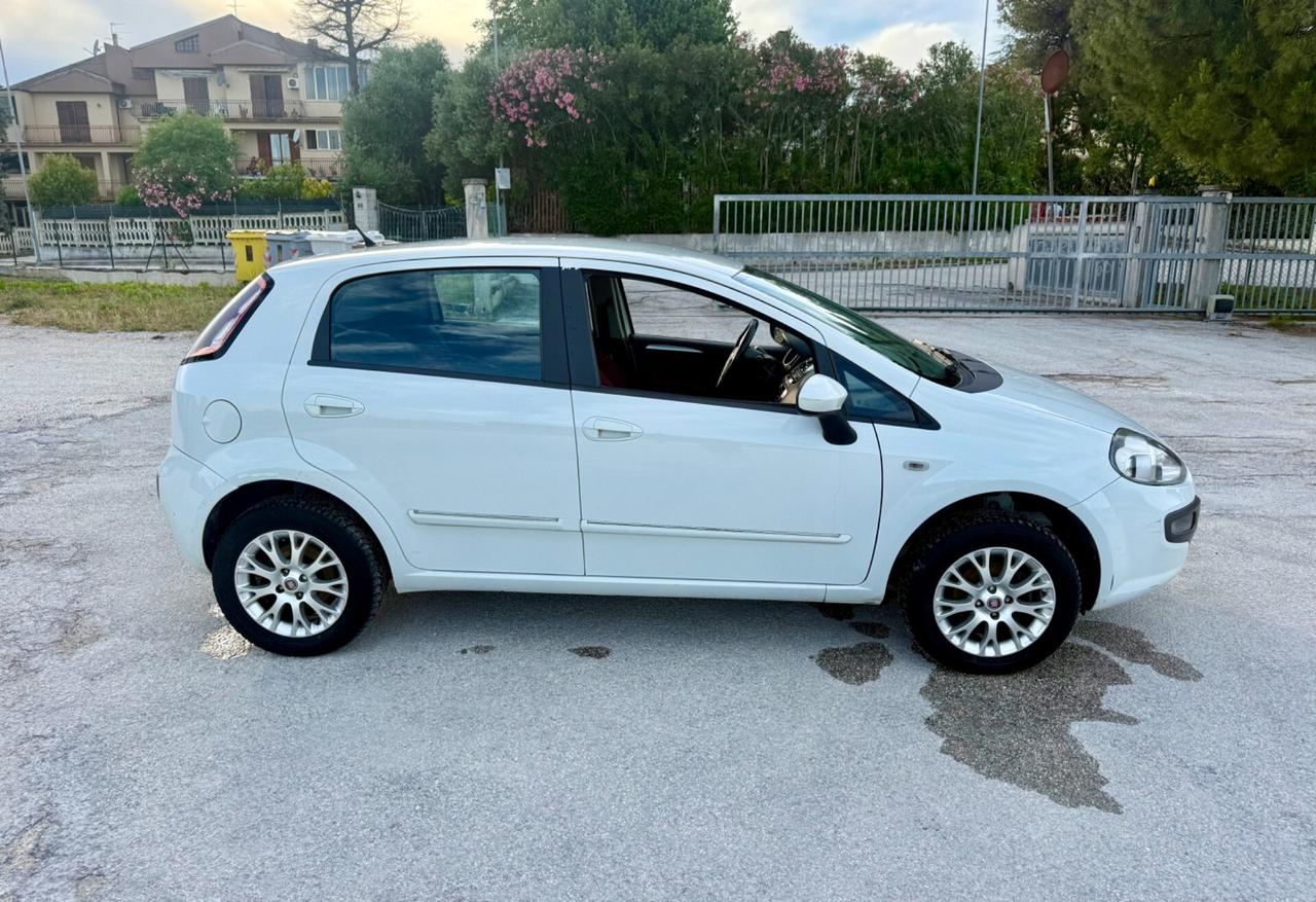 Fiat grande Punto Evo 1.4 Natural Power Neopatentati
