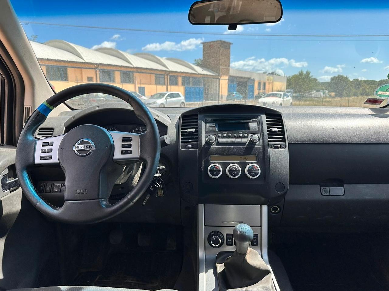 Nissan Navara 2.5 dCi 4 porte Double Cab XE