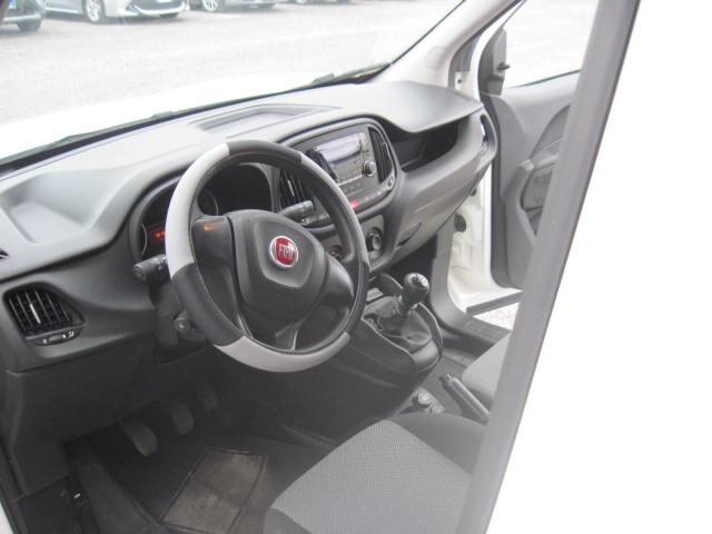 Fiat DOBLO' 1.6 105 CV FATTURABILE 3 POSTI FINANZIABILE