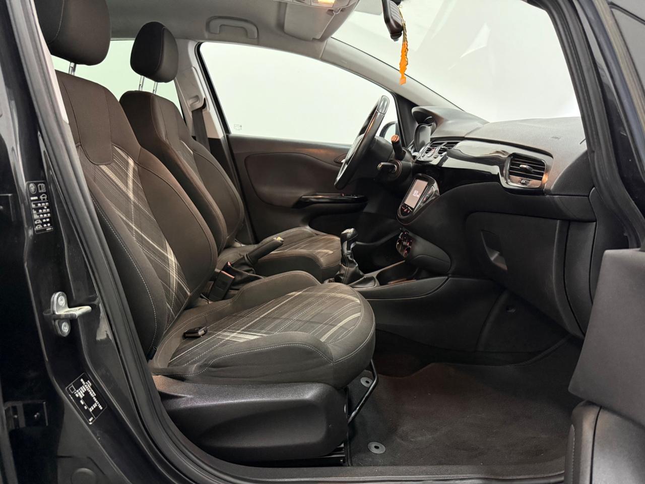 Opel Corsa 1.2 5 porte Edition PER COMMERCIANTI
