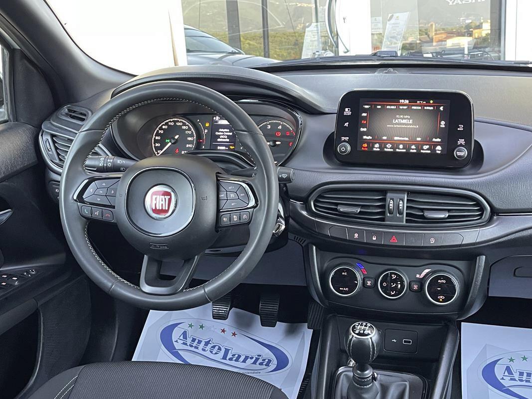 Fiat Tipo 1.6 Mjt S&S S-Design (Bicolor - Pak black -Cerchi 18° - Fari Bi-xenon led - retrocamera)
