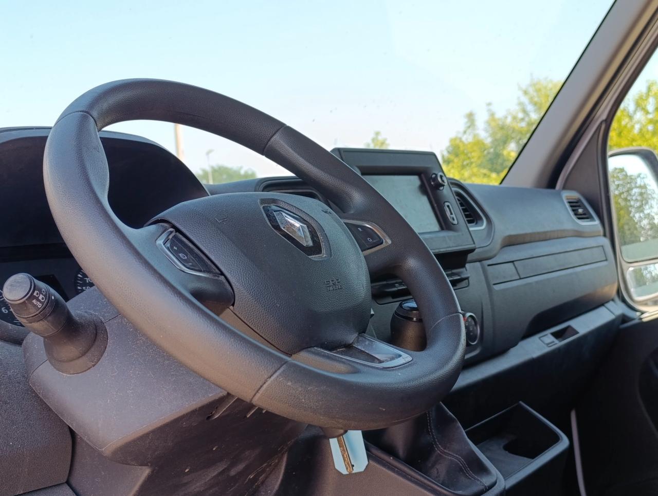 RENAULT Master T33 2.3 dci 135cv L2H2 Ice