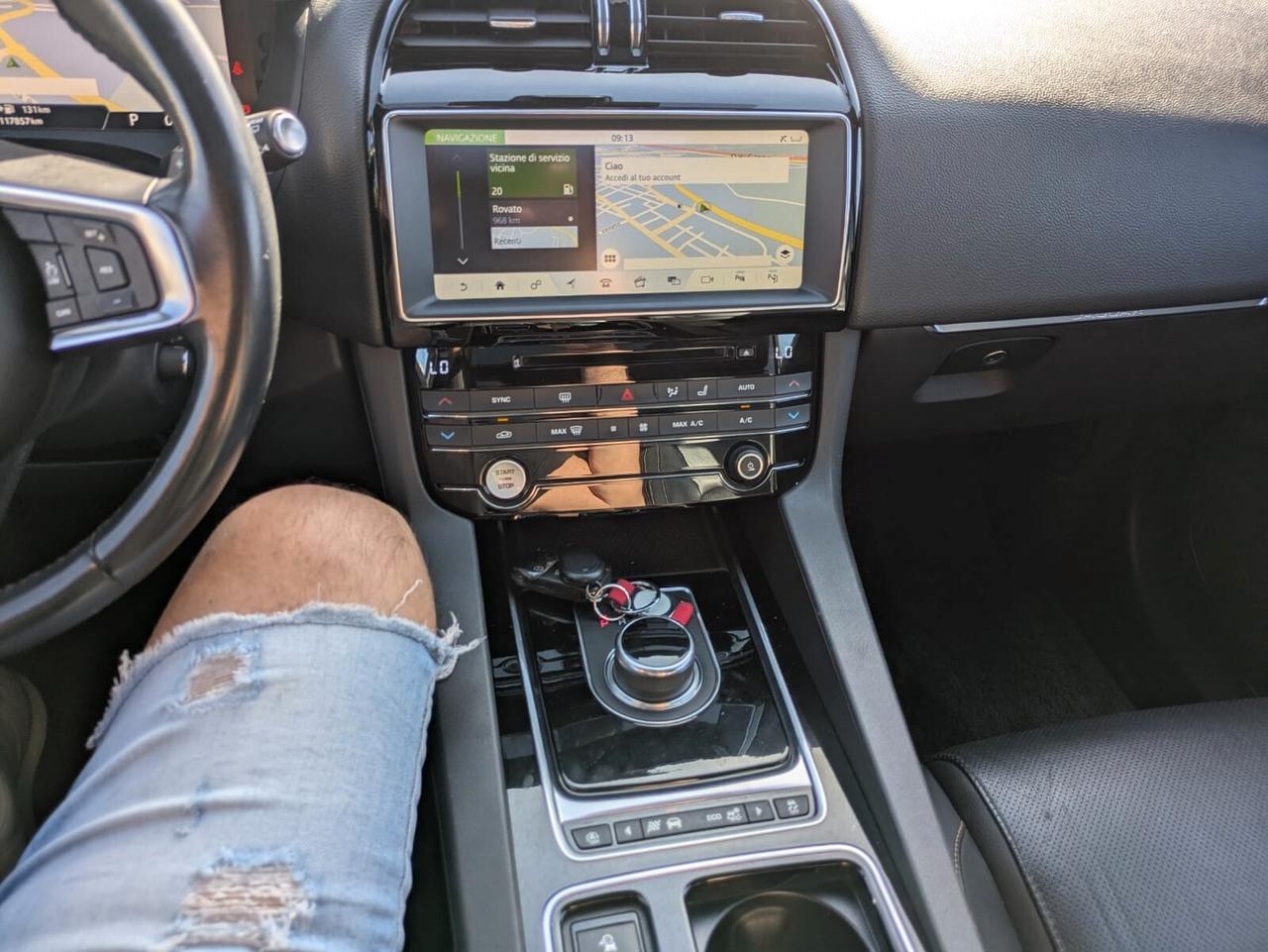 Jaguar F-Pace 2.0 D 240 CV AWD aut. Pure