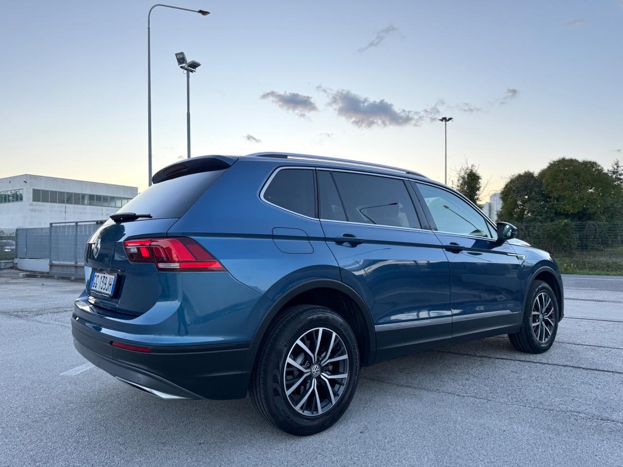 VOLKSWAGEN TIGUAN Allspace 2.0 Tdi - 7 Posti Navi