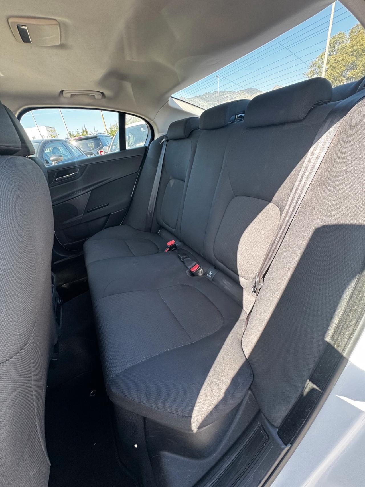 Jaguar XE 2.0 D Turbo Prestige