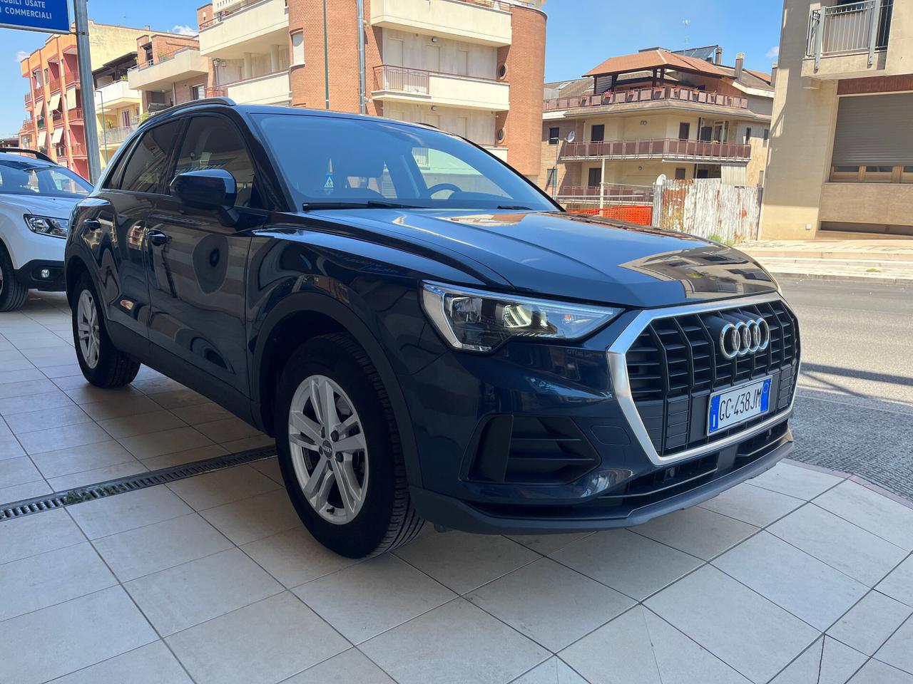 Audi Q3 35 TDI S tronic Business