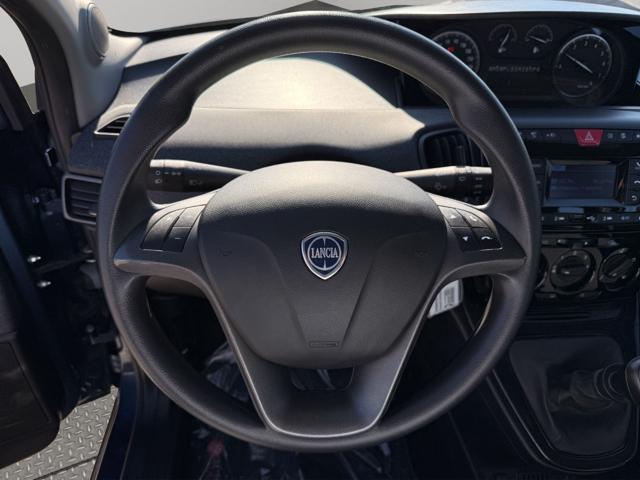 LANCIA Ypsilon 1.0 FireFly 5 porte S&S Hybrid Silver Plus