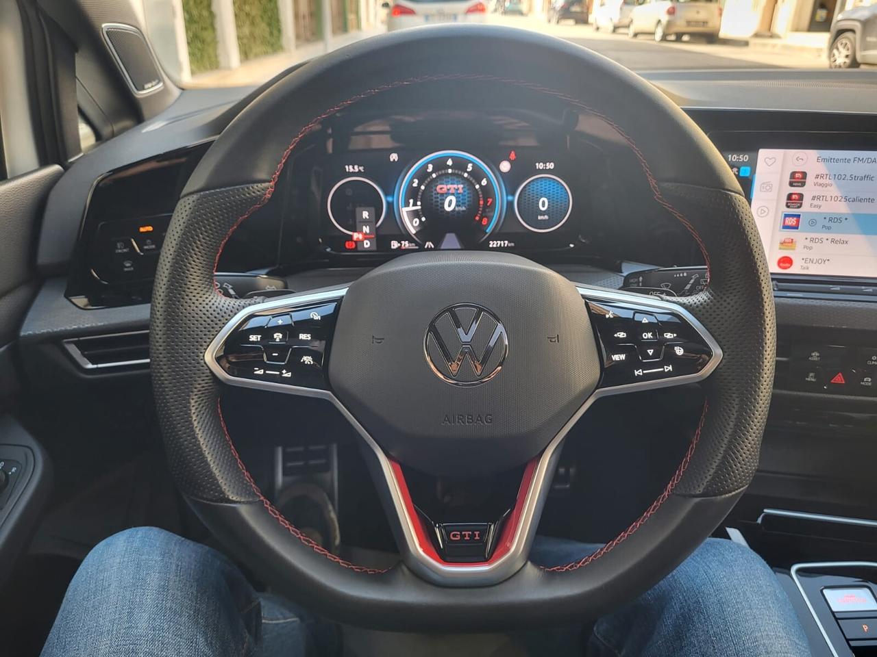 Volkswagen Golf GTI 2.0 DSG 245 CV/PELLE VIENNA / TETTO APRIBILE / FARI IQ...