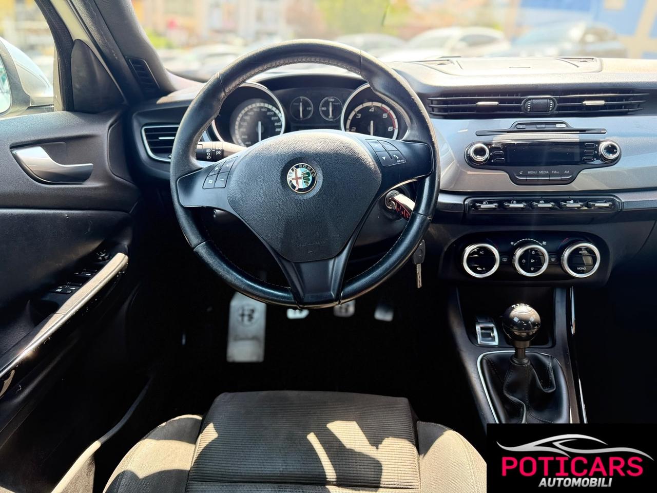 Alfa Romeo Giulietta 2.0 JTDm-2 140 CV Distinctive