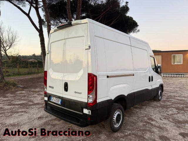 IVECO Daily 33S12V 2.3 Furgone OTTIMO STATO
