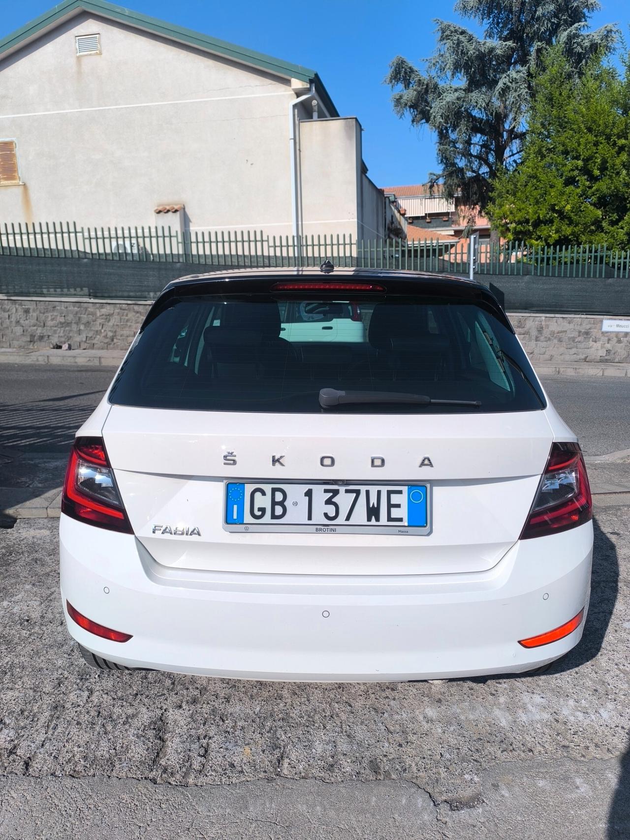 Skoda Fabia 1.0 MPI 60 CV Twin Color Nero