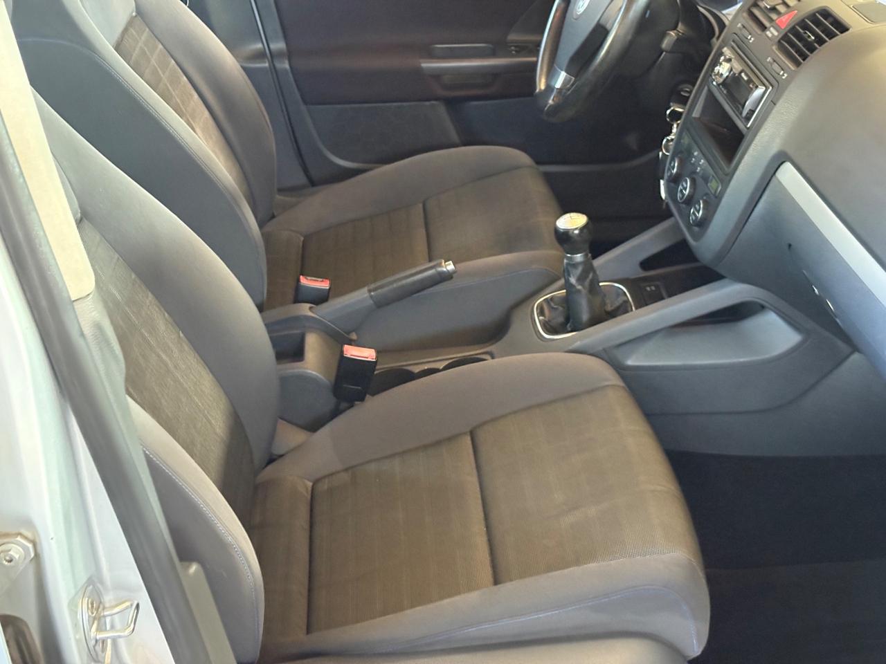 Volkswagen Golf 1.6 5p. Comfortline
