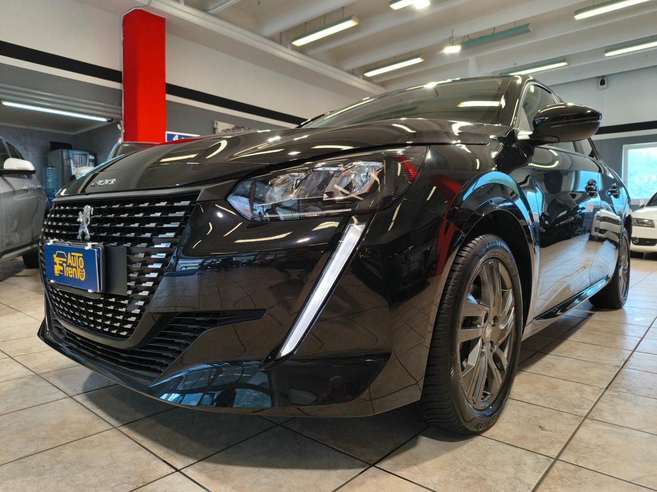 Peugeot 208 PureTech 100 Stop&Start 5 porte GT 15.000 KM