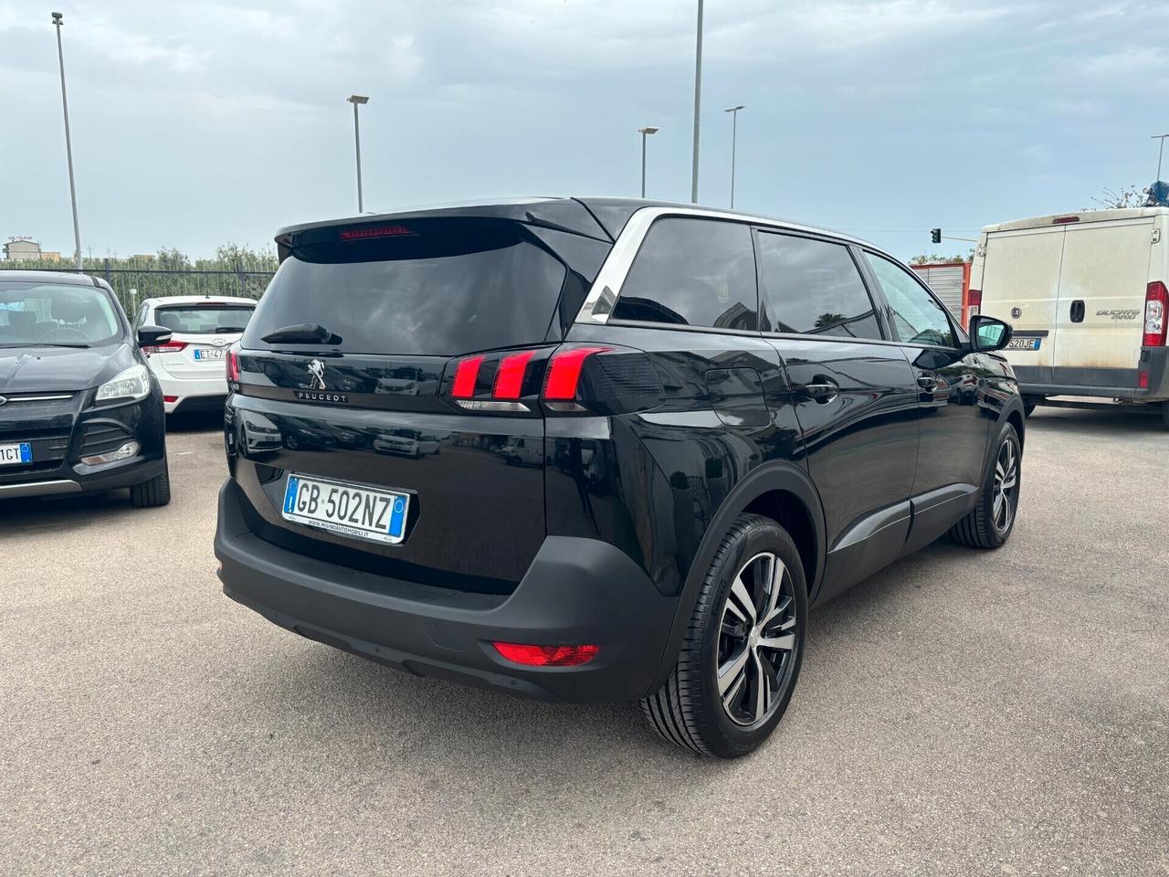 Peugeot 5008 7 p. EAT8 Allure