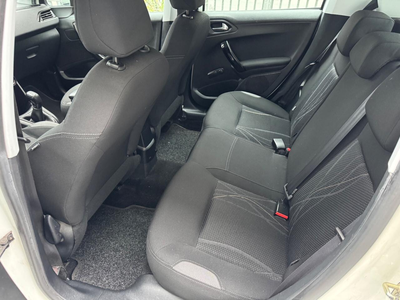 PEUGEOUT 208 1.6 HDI 92 CV NEOPATENTATI