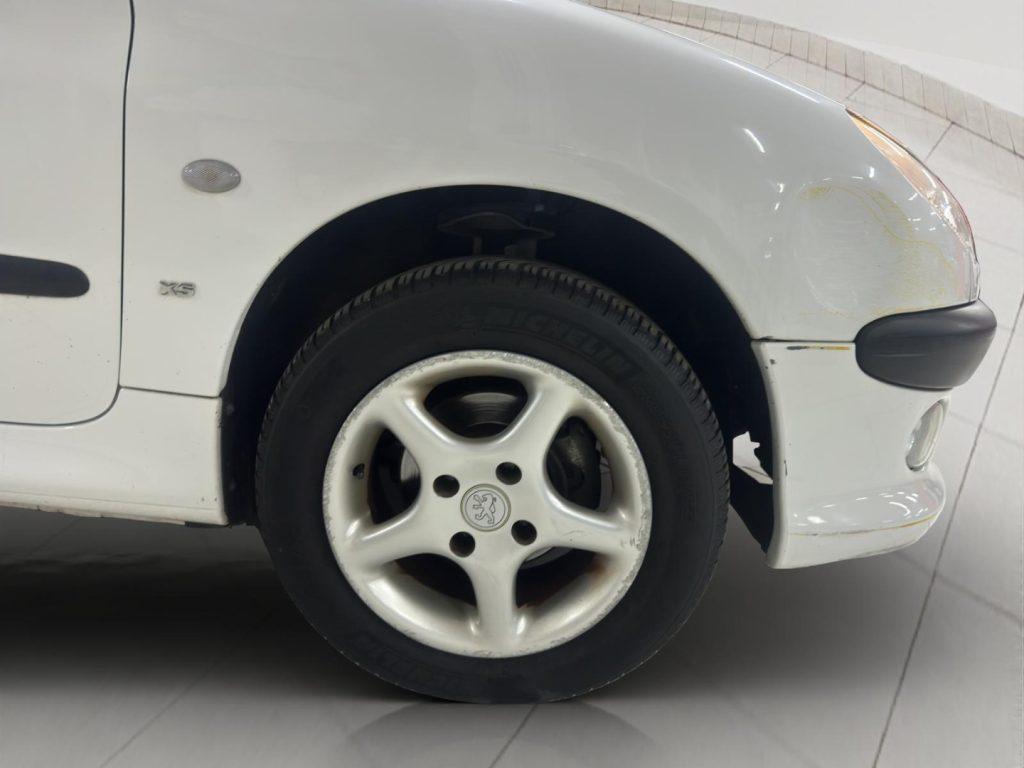PEUGEOT 206 1.6 3p. XS