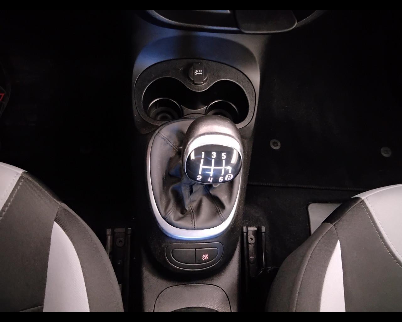 FIAT 500L 2012 - 500L 1.4 Pop Star 95cv