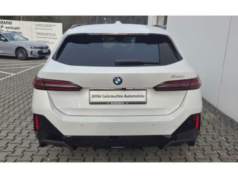 BMW Serie 5 520i sDrive M Sport Pro Gancio Iconic Glow 19" Tetto