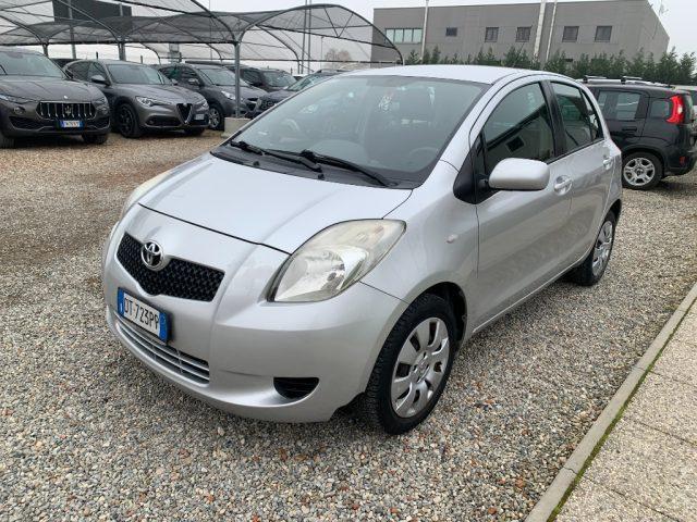 TOYOTA Yaris 1.0 5 porte