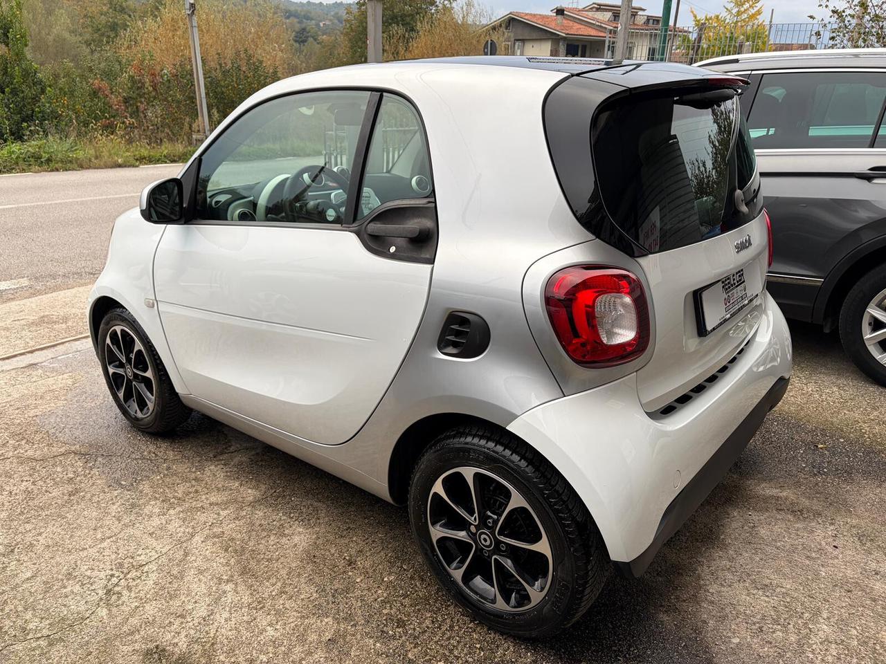 Smart ForTwo 1.0 BENZINA 71CV Passion
