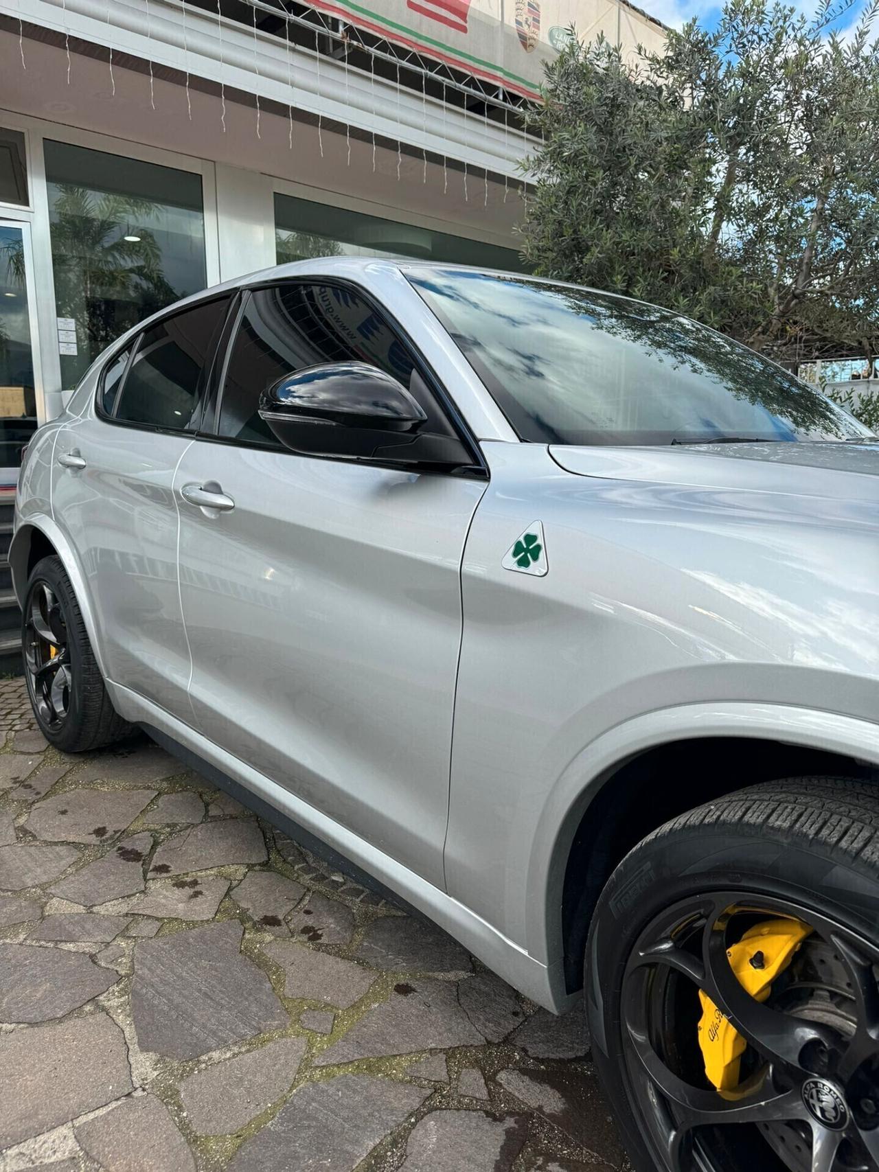 Alfa Romeo Stelvio 2.9 Bi-Turbo V6 510 CV AT8 Quadrifoglio