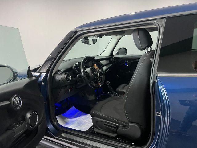 MINI Cooper D 1.5 D BUSINESS 3/P