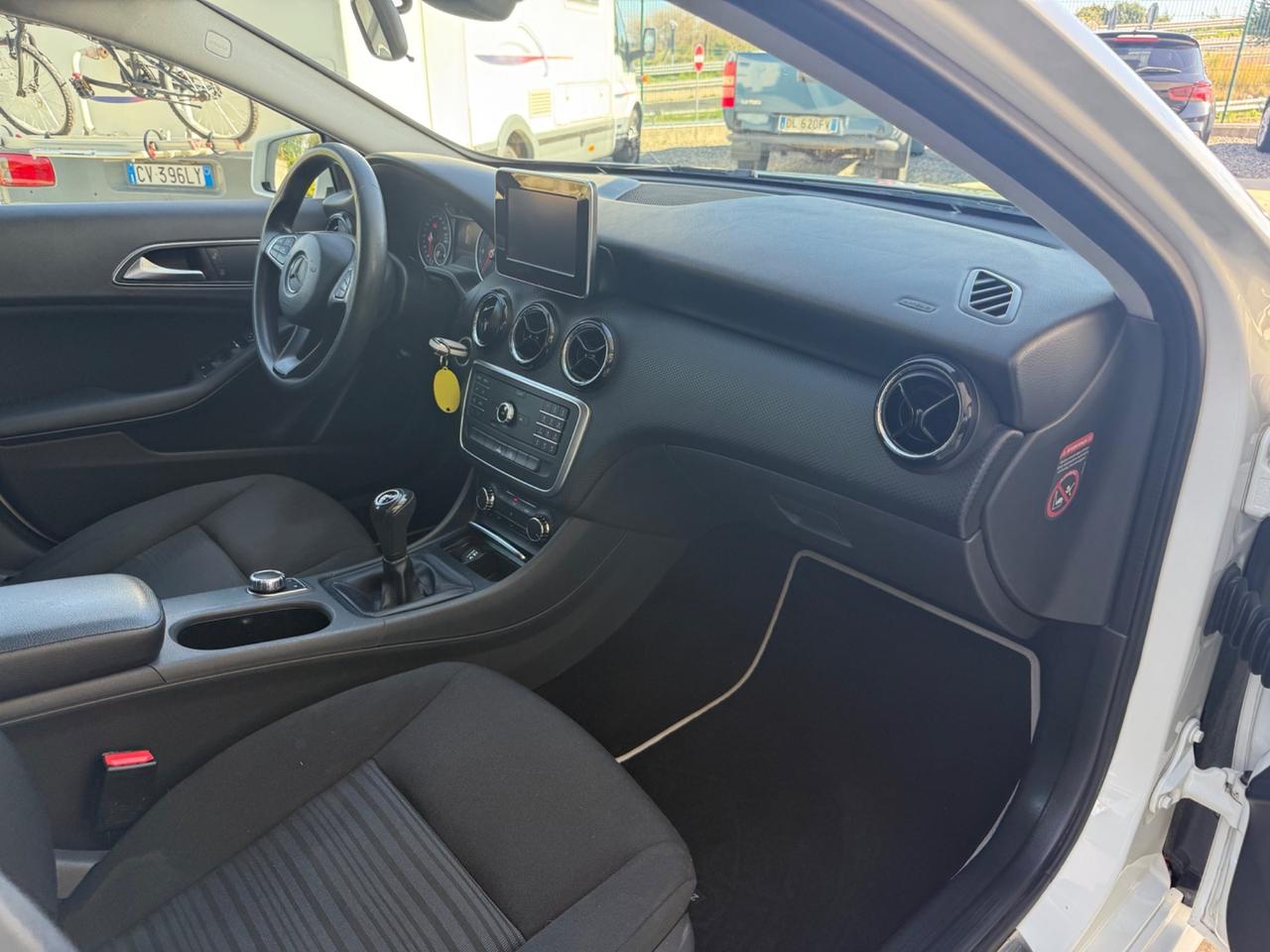 Mercedes-benz A 180 d Business