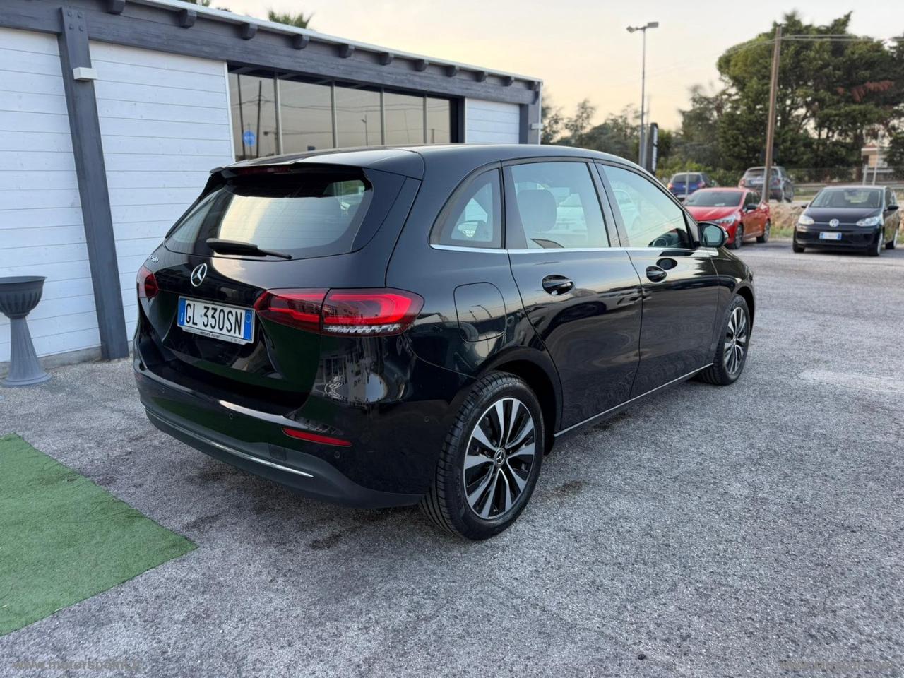 MERCEDES-BENZ B 250 e hybrid EQ Business Extra PLUG-IN