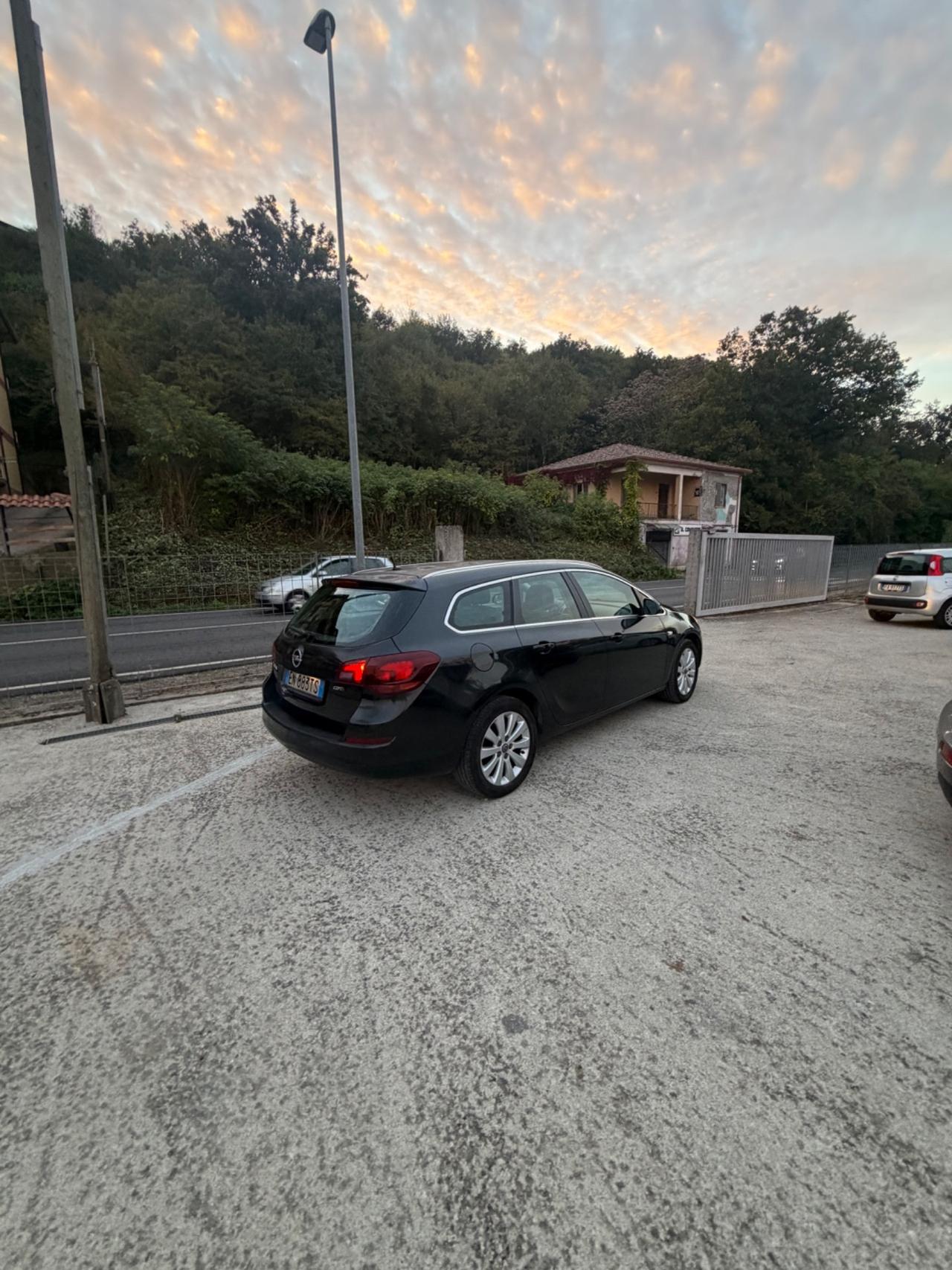 Opel Astra 1.7 CDTI 110CV 4 porte Cosmo Fleet