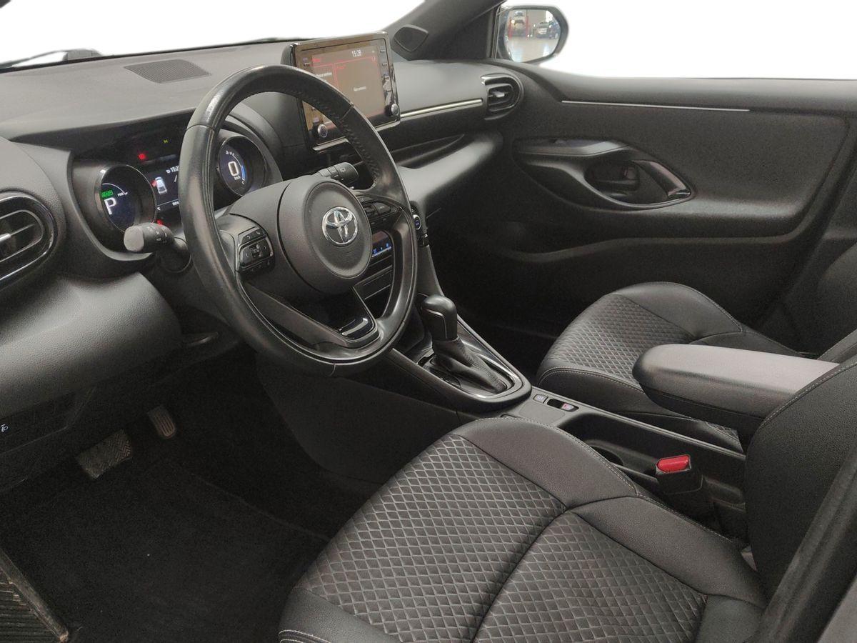 TOYOTA Yaris IV 2020 - Yaris 1.5h Lounge
