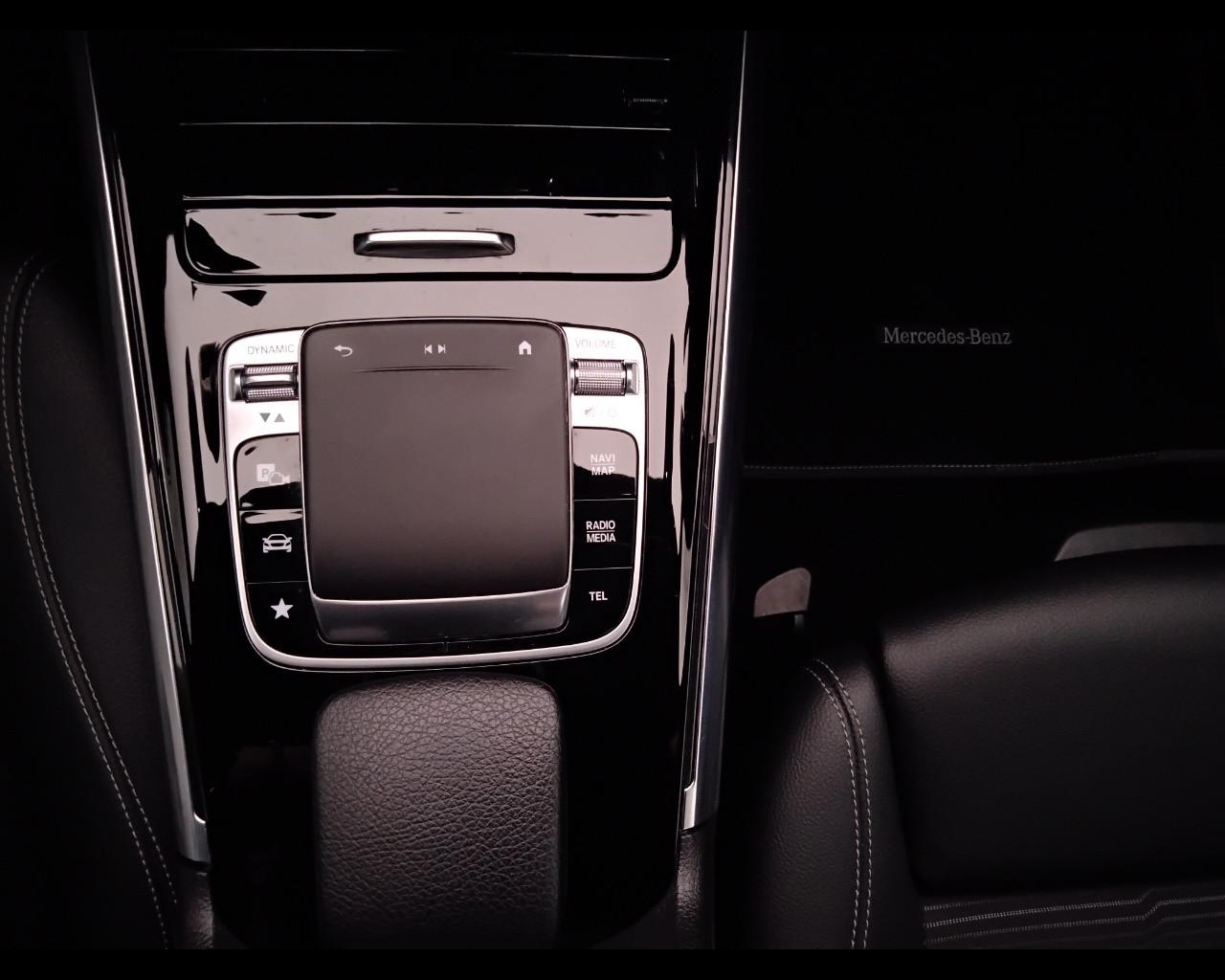 Mercedes-Benz Classe B - W247 2018 - B 180 d Sport Plus auto