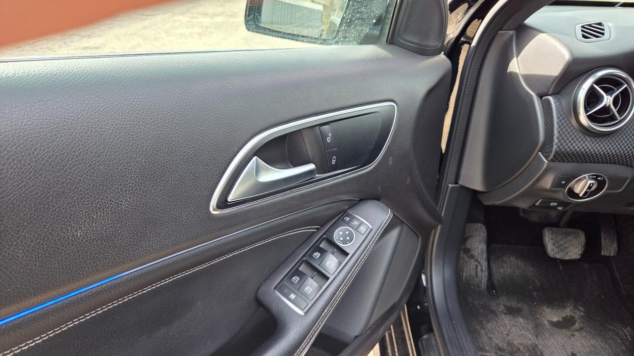 Mercedes-benz A 180 d Automatic Premium