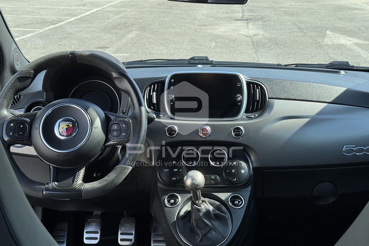ABARTH 695 1.4 Turbo T-Jet XSR Yamaha Limited Edition