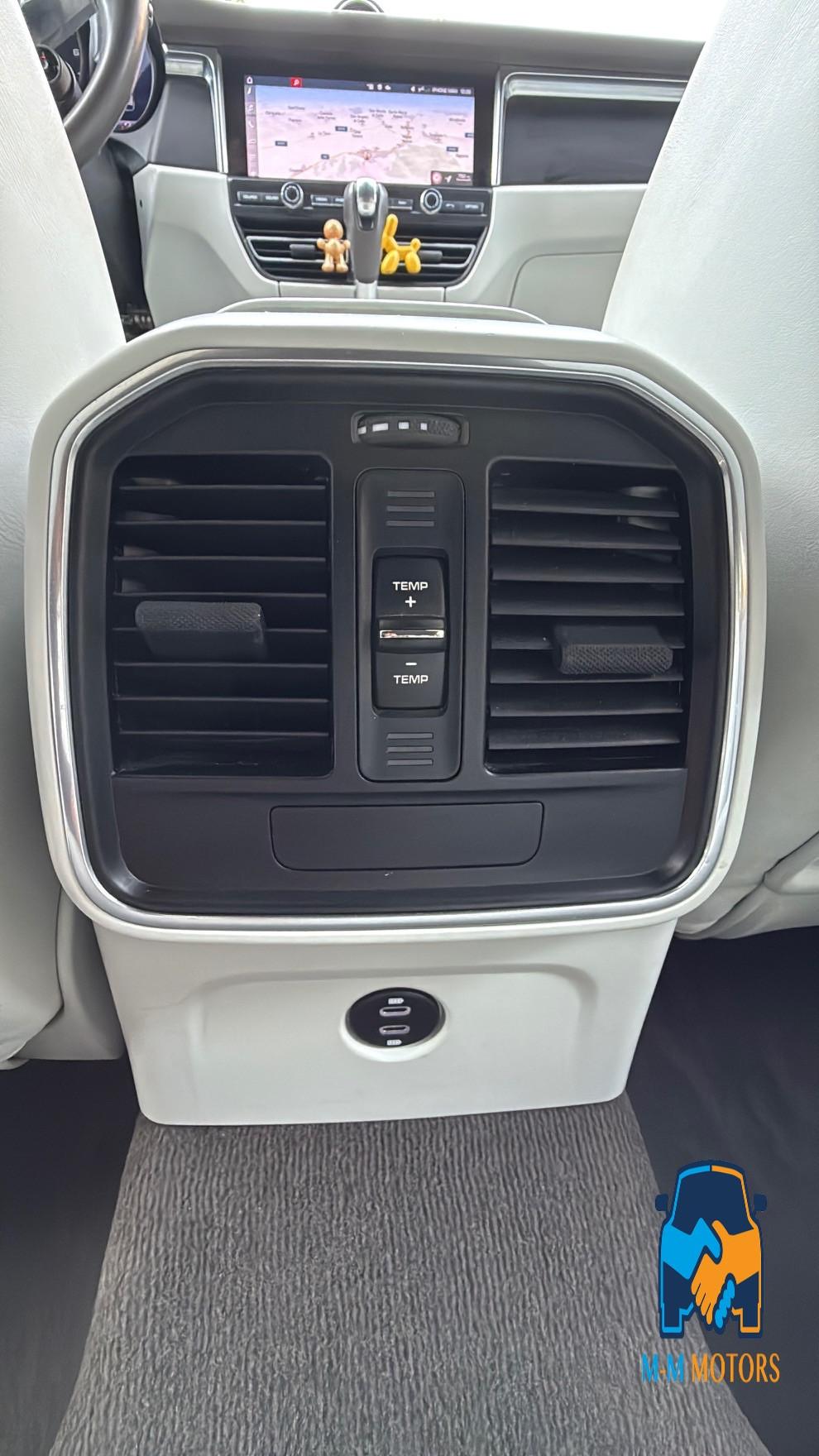 Porsche Macan 2.0 245cv pdk