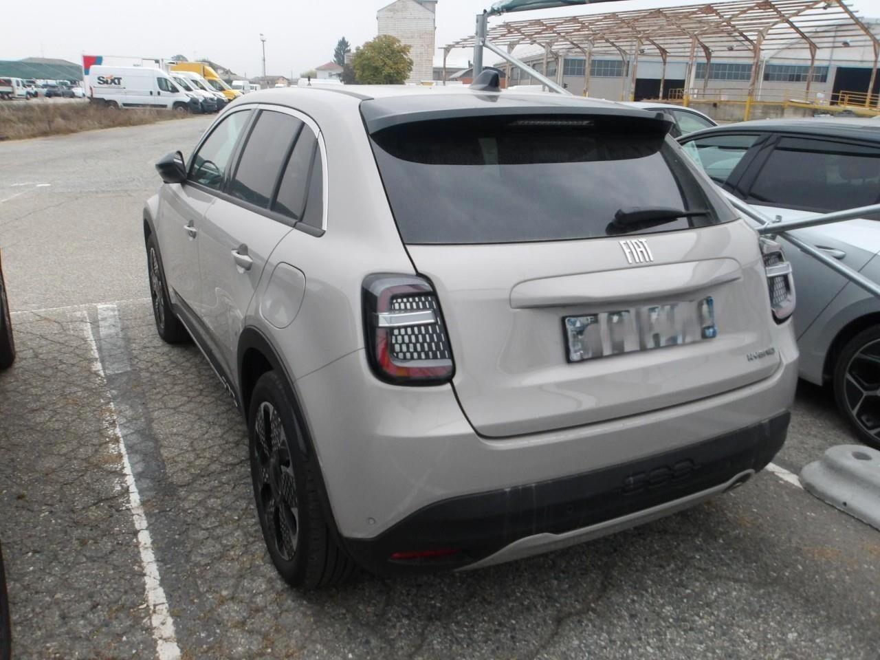 Fiat 600 Hybrid 100 CV DCT MHEV La Prima