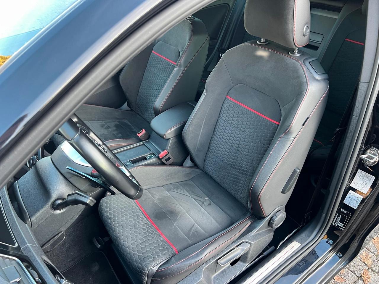 Volkswagen Golf GTI Performance 2.0 245 CV TSI DSG 3p. BMT