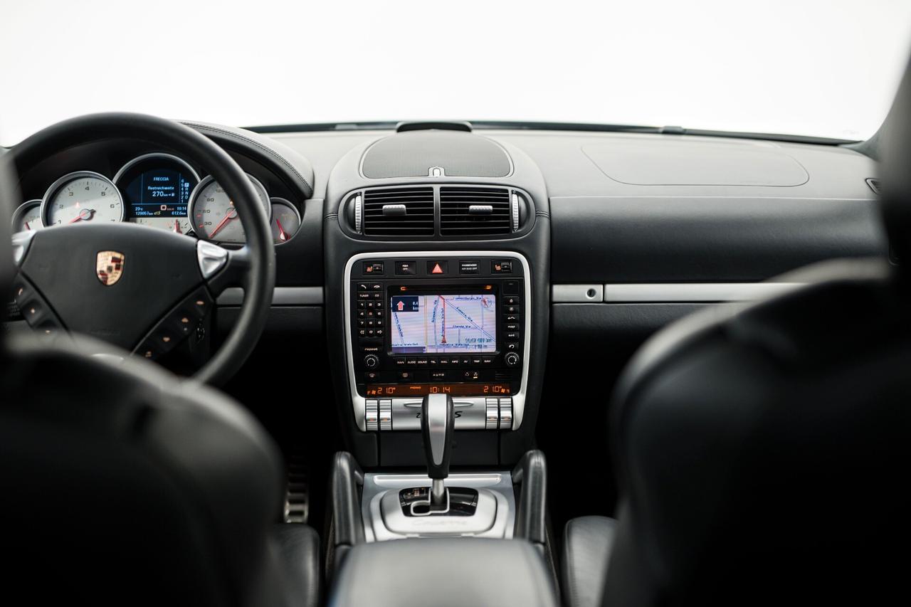 Porsche Cayenne 4.5 cat Turbo S